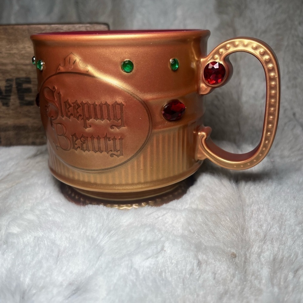 Disney Sleeping Beauty Storybook Mug NWT - Picture 3 of 12